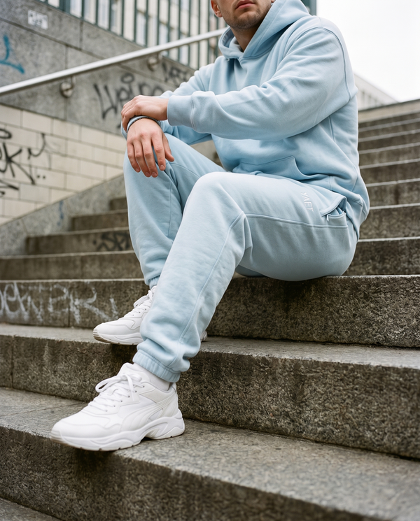 HELLBLAU